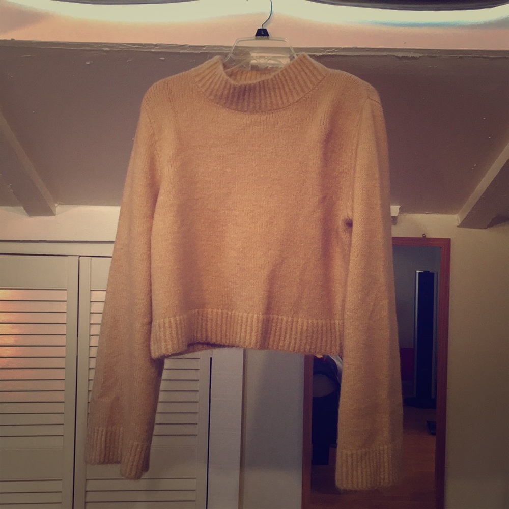 Extremely soft sweater!